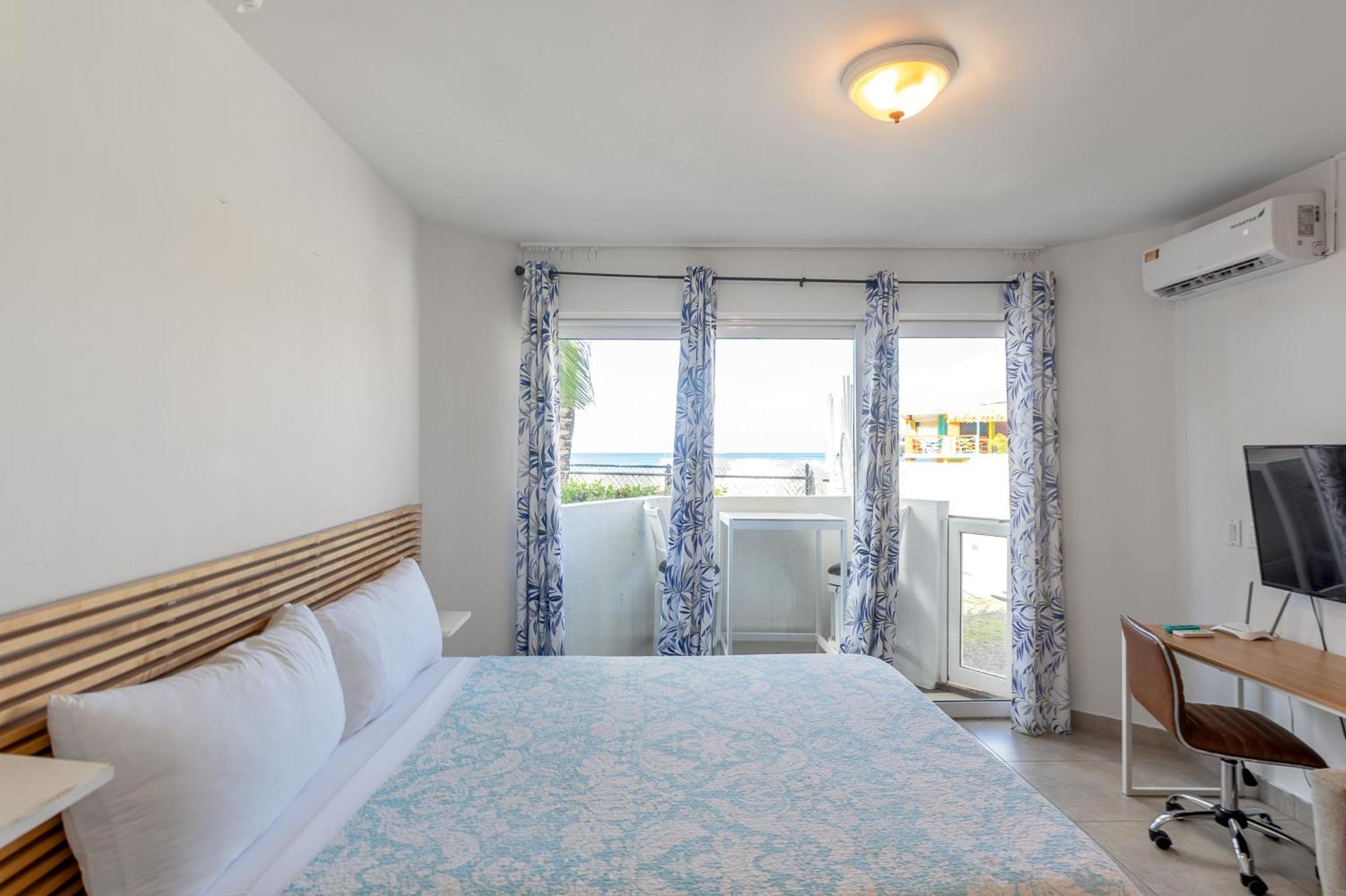 Maho Beach House - Petite Studio - Beach Access Exteriör bild