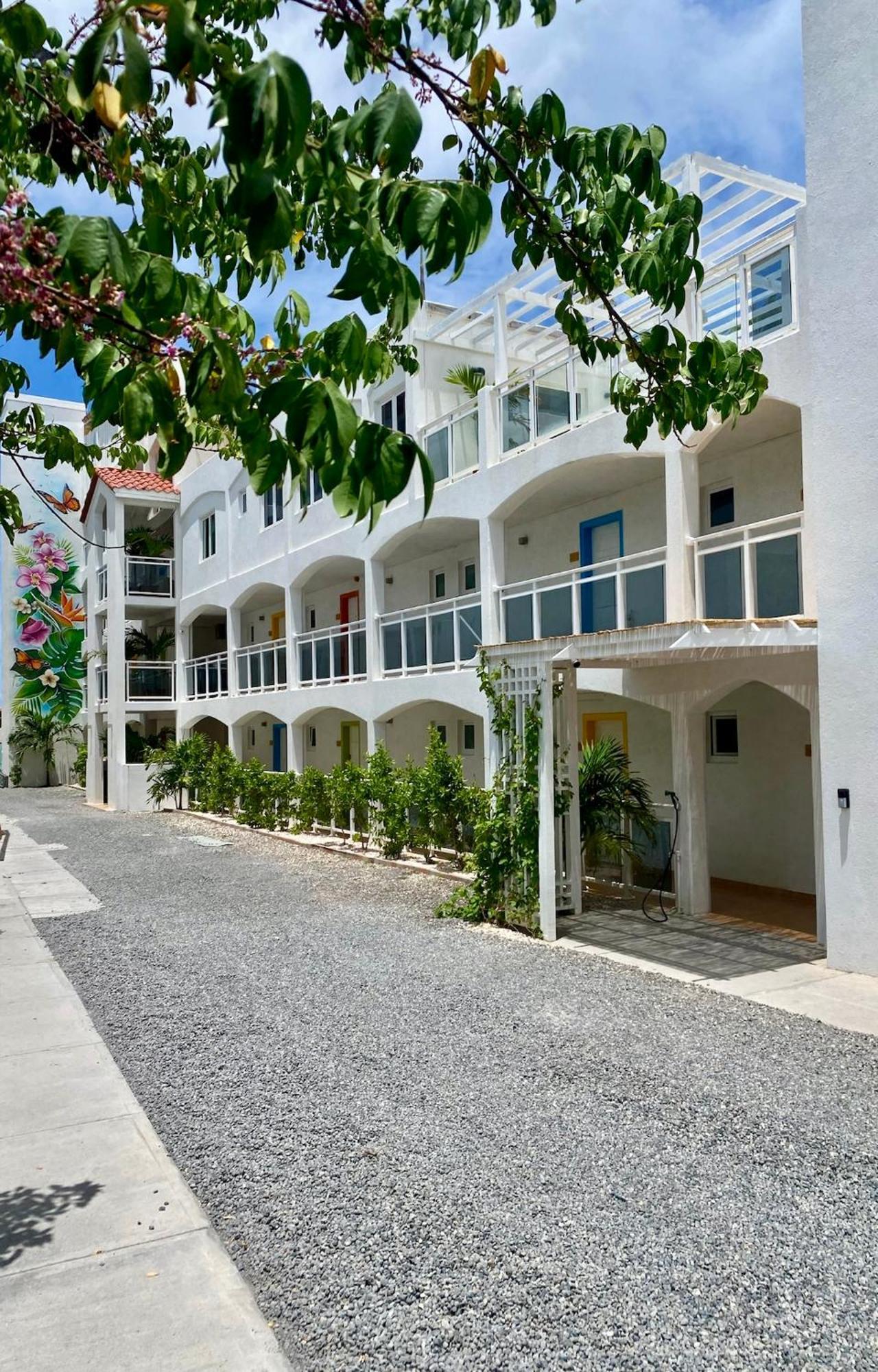 Maho Beach House - Petite Studio - Beach Access Exteriör bild