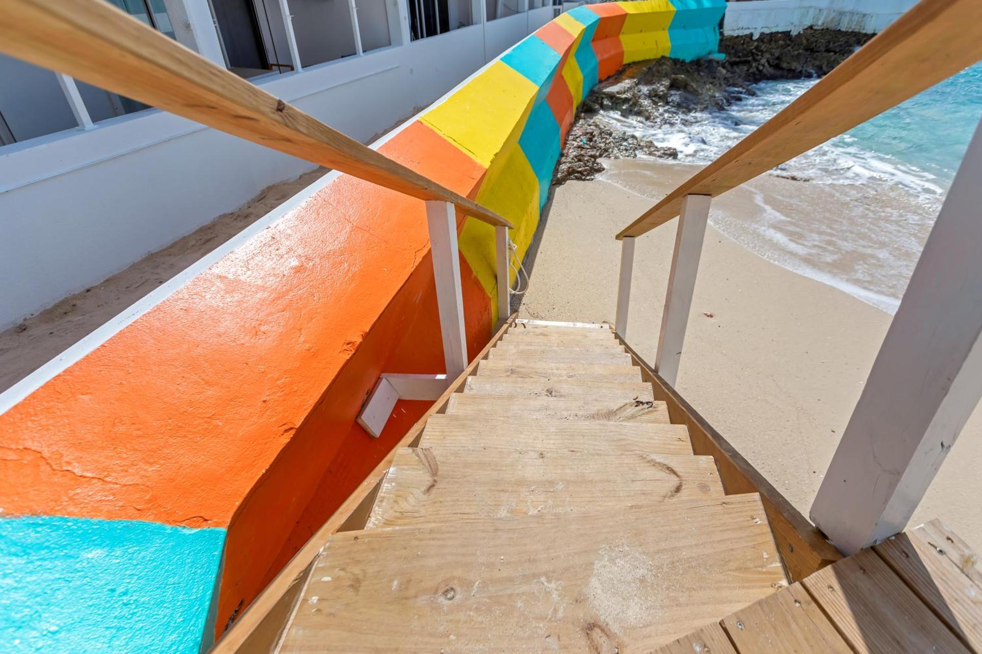 Maho Beach House - Petite Studio - Beach Access Exteriör bild